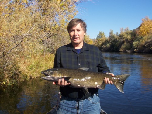 Salmon fishing on the Klamath River near Hornbrook, California below Iron Gate Dam